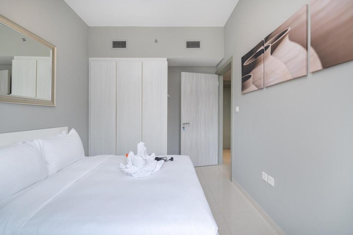Apartment Stylish 1-bedroom With Stunning Canal Views At Business Bay *