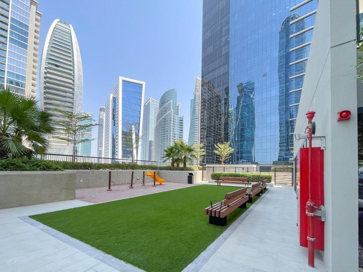 Apartment Stylish 1-bedroom With Stunning Canal Views At Business Bay Dubai